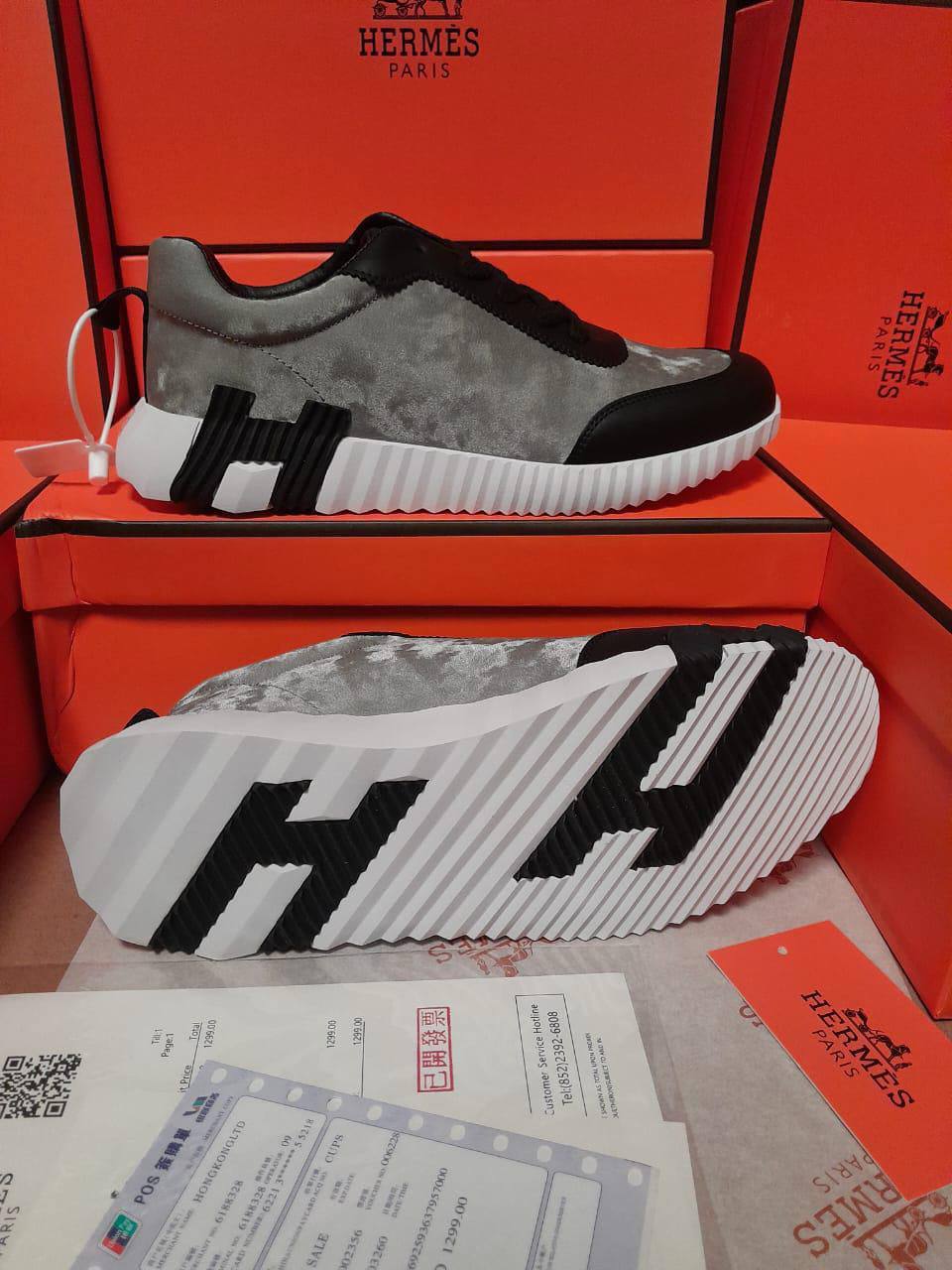 Hermes 
Shoes For Men,

High Quality,
Size 40 To 45


150 dhs🇦🇪🇦🇪

Zain120
♥️♥️♥️