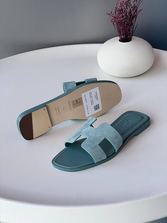 Hermes
36_41
Super high quality* 
450 dhs❣️

Zain176
♥️♥️♥️