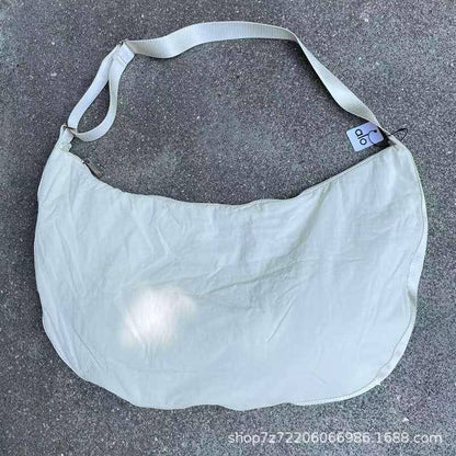 NEW CAME
ALO BAG
GOOD QUALITY
80 DHS💓

Zain40
♥️♥️♥️