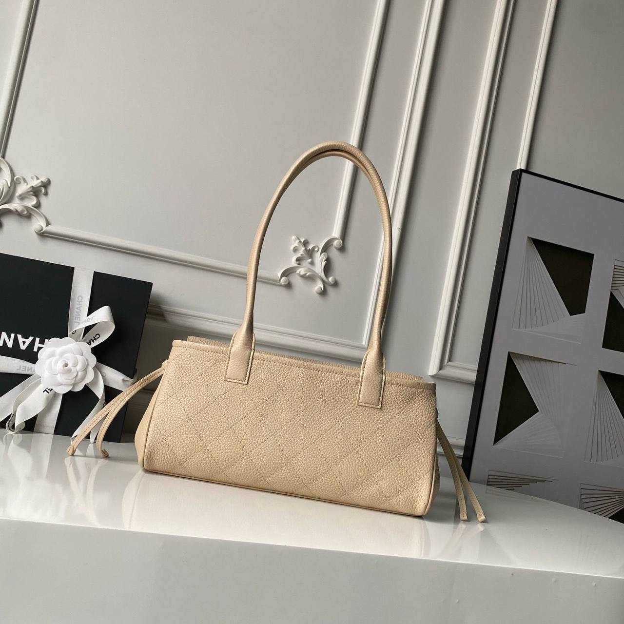 Chanel Grained Calfskin Stitched Urban Essentials Small Shopping Bag✅*
*Size 30cm*
For Price 👇 WhatsApp✅
0568585901 
0507557372
0552275751 Owner Zain 👌

Zain274
♥️♥️♥️