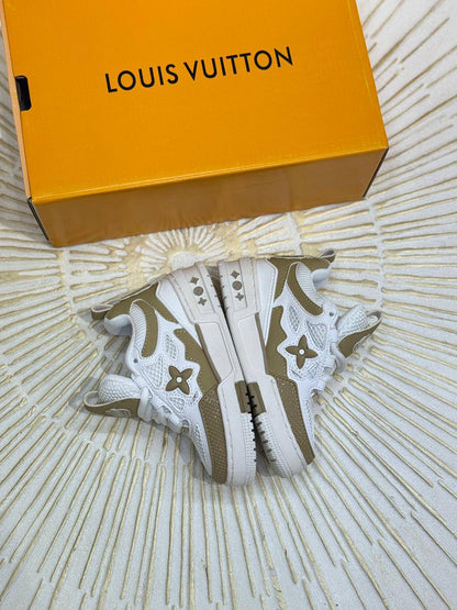 LV 
 Super master quality 😍
Size:26to37
280 dhs🌺

Zain261
♥️♥️♥️