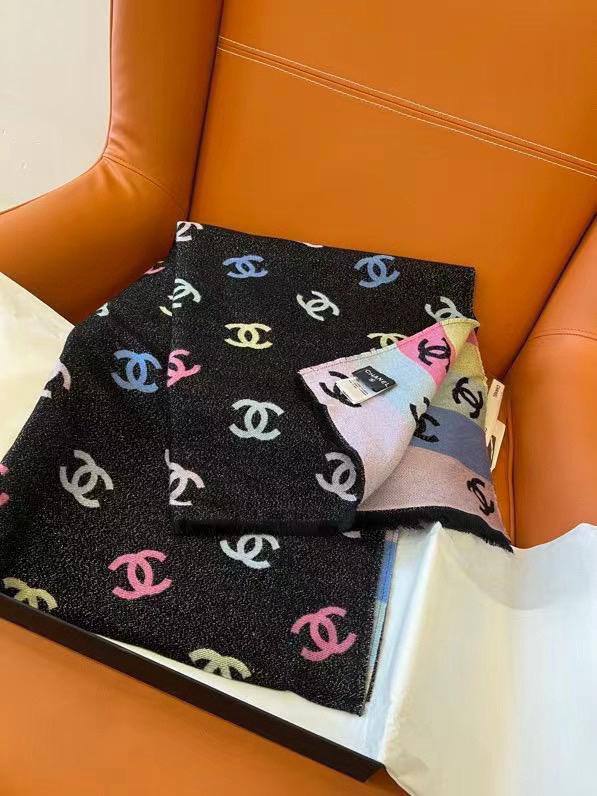 Scarf
180*68 cm
45 dhs🪙🌨️

Zain17
♥️♥️♥️
