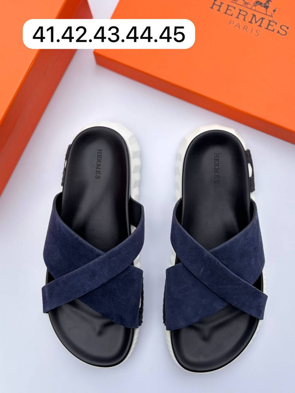 Hermes slipper (men) 
120 dhs🪙🌨️
Size 40-45

Zain55
♥️♥️♥️