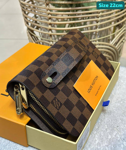 LV
Good quality 
with box
🎁🎁🎁

110 dhs🇦🇪

Zain186
♥️♥️♥️