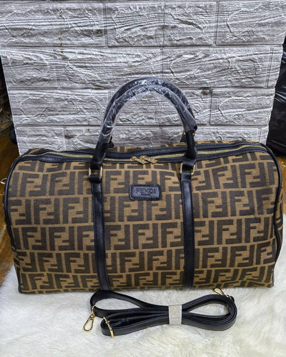 Fendi
Burberry 
70 dhs🇦🇪🇦🇪🇦🇪

Zain50
♥️♥️♥️