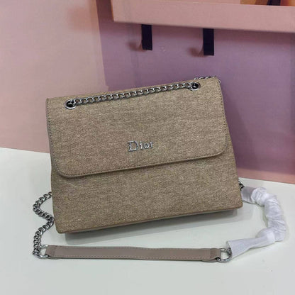 DIOR

best quality 
without box

100 dhs🇦🇪🇦🇪🇦🇪

size29CM

Zain290
♥️♥️♥️