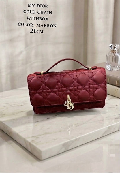 Dior
ᴛᴏᴘ ʜᴀɴᴅʟᴇ/ ɢᴏʟᴅᴇɴ ᴄʜᴀɪɴ
ᴡɪᴛʜʙᴏx
ʟᴀᴍʙsᴋɪɴ ᴍᴀᴛᴇʀɪᴀʟ
sɪᴢᴇ:𝟐𝟏ᴄᴍ
110 dhs🇦🇪🇦🇪

Zain56
♥️♥️♥️