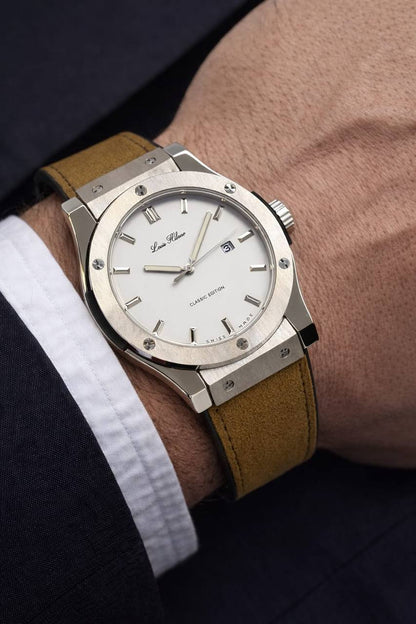 Louis Hilano 
watch for men good quality 
230 dhs👑

Zain59
♥️♥️♥️