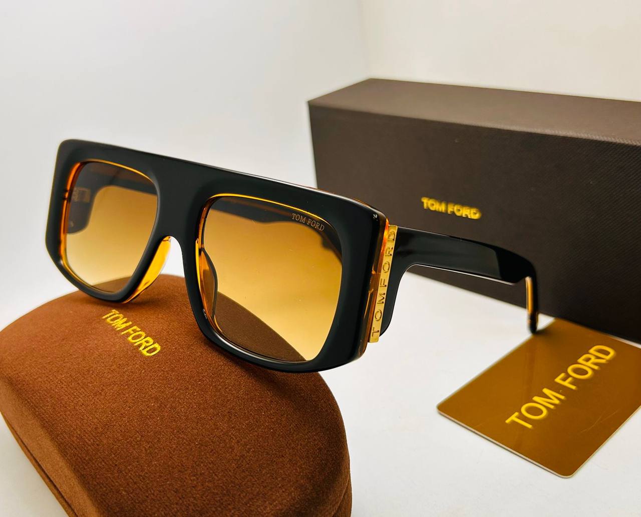 Tom Ford
 master quality 
180 dhs✅

Zain126
♥️♥️♥️