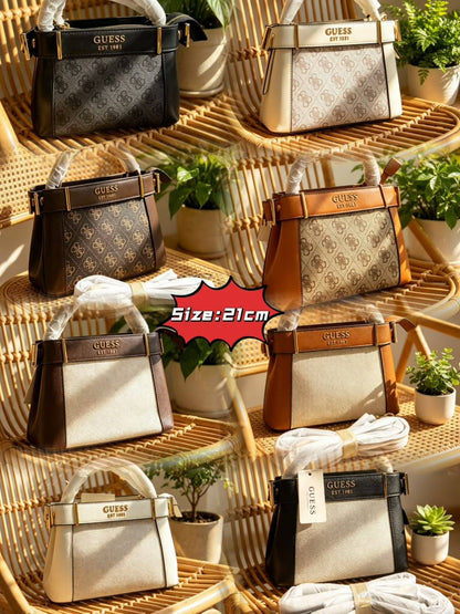 Guess 
100 dhs🇦🇪🇦🇪
with box
Size:21cm

Zain07
♥️♥️♥️