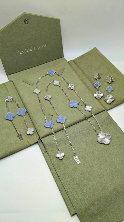 VCA Set
*Master Quality* 
*Necklace, Earrings & Bracelet*
380 dhs✅ with Good Box 🎁 
470 dhs✅ with Master Box 🎁

Zain210
♥️♥️♥️