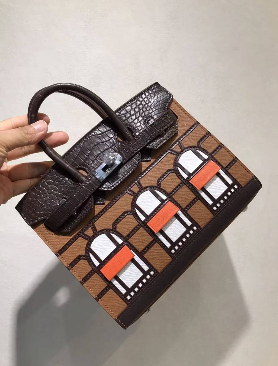 Hermes
120 dhs💓
size 30cm

Zain26
♥️♥️♥️