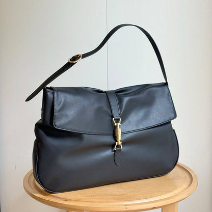 Gucci

43cm

310 dhs🇦🇪🇦🇪🇦🇪

Zain297
Zain228
♥️♥️♥️