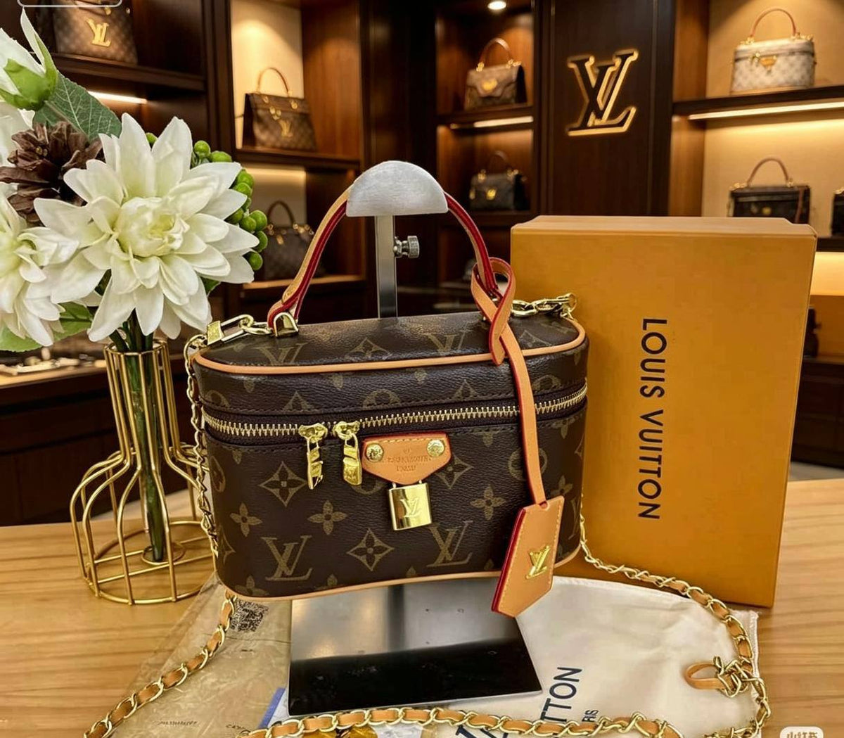 Lv 

90 dhs🇦🇪🇦🇪

Withbox 
Zain07
♥️♥️♥️