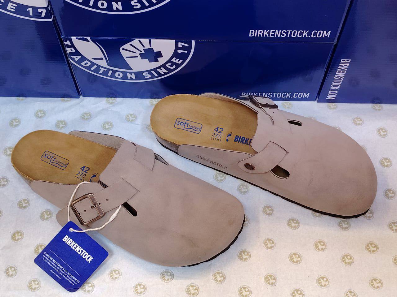Birkenstock 
High Quality, New Arrived 
Size 36 To 45
115 dhs❣️

Zain16
♥️♥️♥️