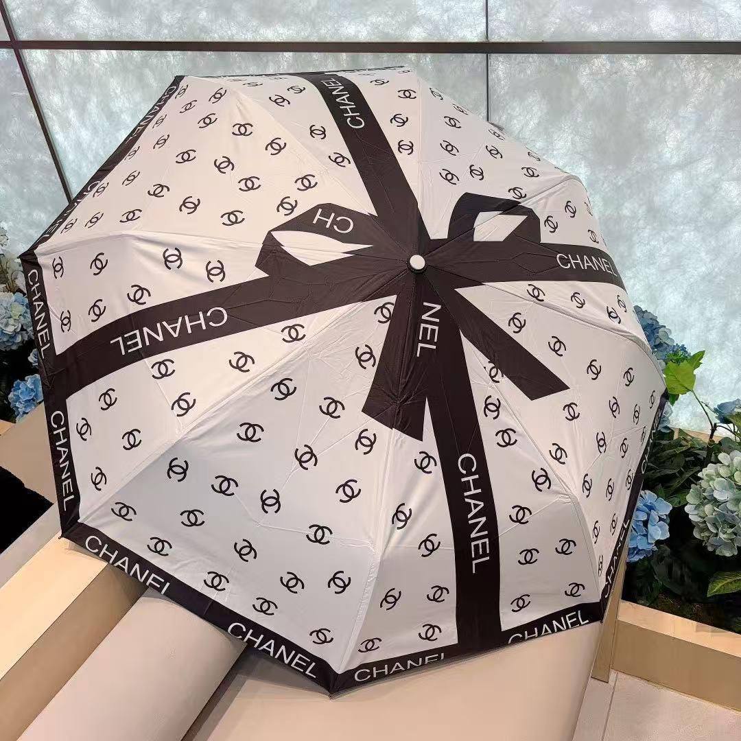 UMBRELLA ☔️
Master quality 💯
With boxes 🗃️ 
70 dhs🪙🌨️

Zain216
♥️♥️♥️