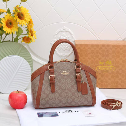 LV

With box
🎁🎁🎁

115 dhs❣️

Zain136
♥️♥️♥️