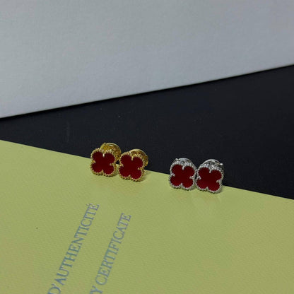 VCA 🦋*
Mini Earring🌸
Master quality 💯

With normal boxes 📦 
45 dhs🪙🌨️

With master box 🗃️ 
75 dhs🪙🌨️

Zain216
♥️♥️♥️