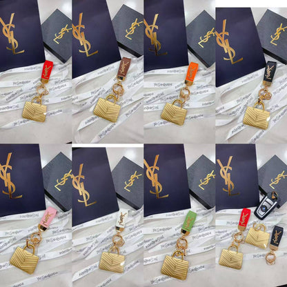 Key chain 🔥*
Master quality 💯
With normal boxes 📦 
35 dhs🪙🌨️
With master box 🗃️ 
50 dhs🪙🌨️

Zain216
♥️♥️♥️