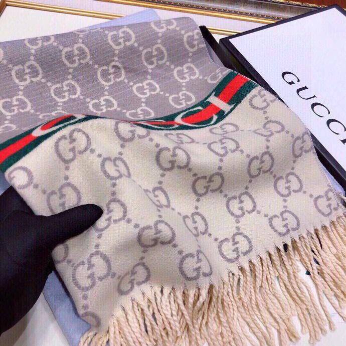 Coming new stock
Winter scarf 
45 dhs🪙🌨️

Zain93
♥️♥️♥️