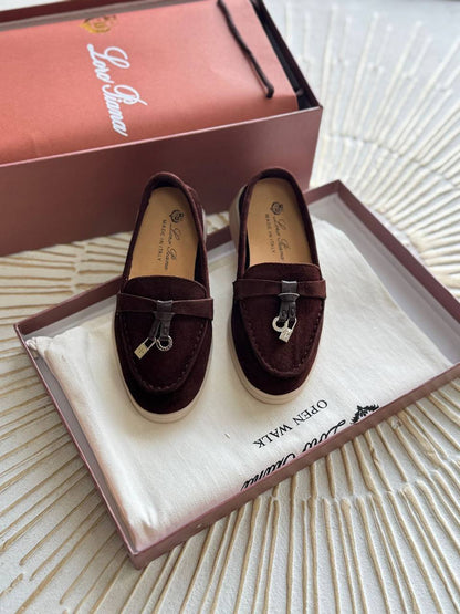 Loro Piana
 Super master quality 😍
Size:24To 34
350 dhs👑

Zain261
