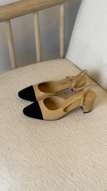 CHANEL

QUALITY: SUPER MASTER 

SIZE:36TO 42
430 dhs🇦🇪🇦🇪

Zain319
♥️♥️♥️