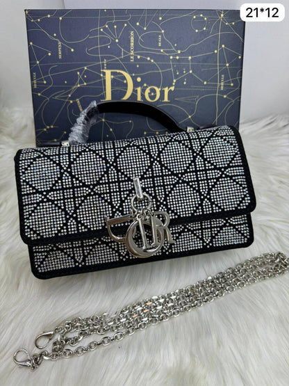 💎 Lady  Dior
1️⃣ First Quality +🎁
Size: 26 ~ 21 cm
95 dhs🇦🇪🇦🇪
with Box🎁

Zain115
♥️♥️♥️