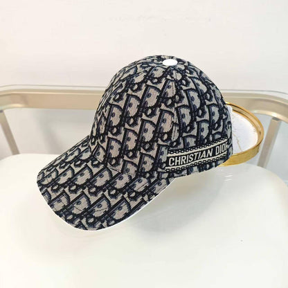 Cap Dior 
Master Quality
130 dhs✅

Zain33
♥️♥️♥️