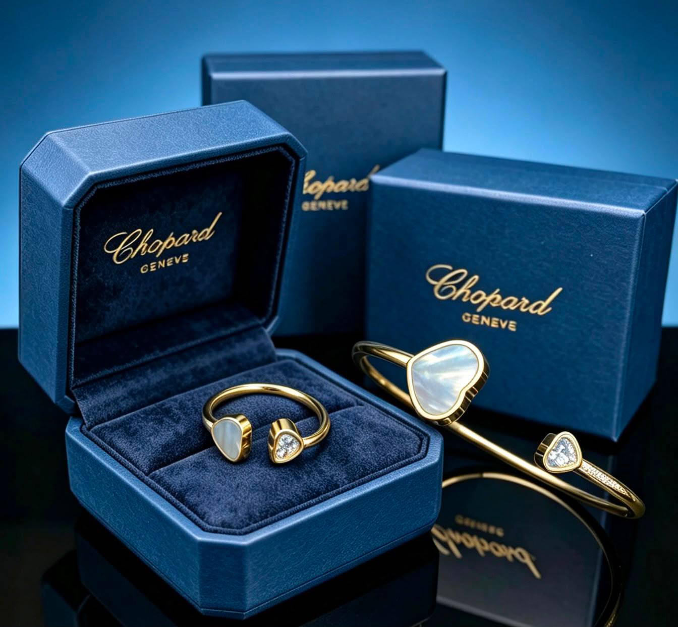 CHOPARD
BANGLE & RING
SET ✨💫
WITH SMALL BOX AND PAPER BAG 🛍️🎁
95 DHS🇦🇪🇦🇪

Zain89
♥️♥️♥️