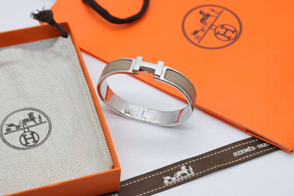 Hermes Bracelet 
Super Master
105 dhs❤️

Zain33
♥️♥️♥️