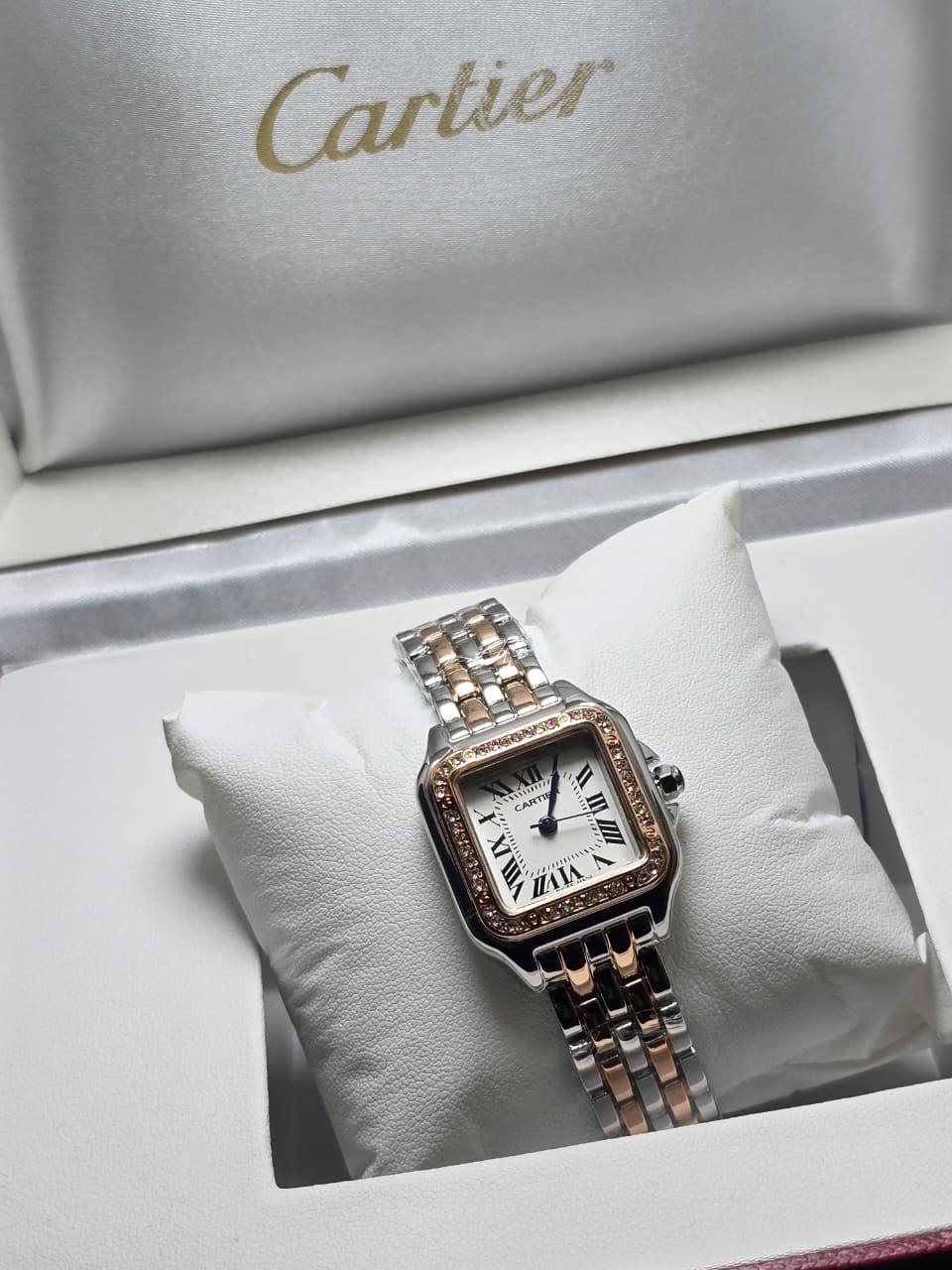Cartier Ladies
55 dhs🪙🖤
*Push lock*

Zain29
♥️♥️♥️