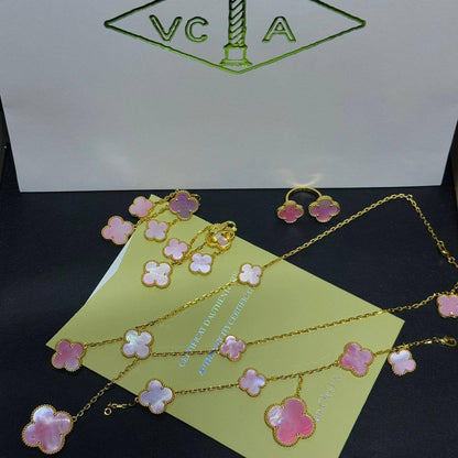 VCA SET ❤️‍🔥*
Necklace 🦋
Earring🌸
Ring 💍 free size 
Bracelet ✨
Master quality 💯
With normal boxes 🗃️ 
240 dhs🪙🌨️
With master box 📦 
290 dhs🪙🌨️

Zain216
♥️♥️♥️