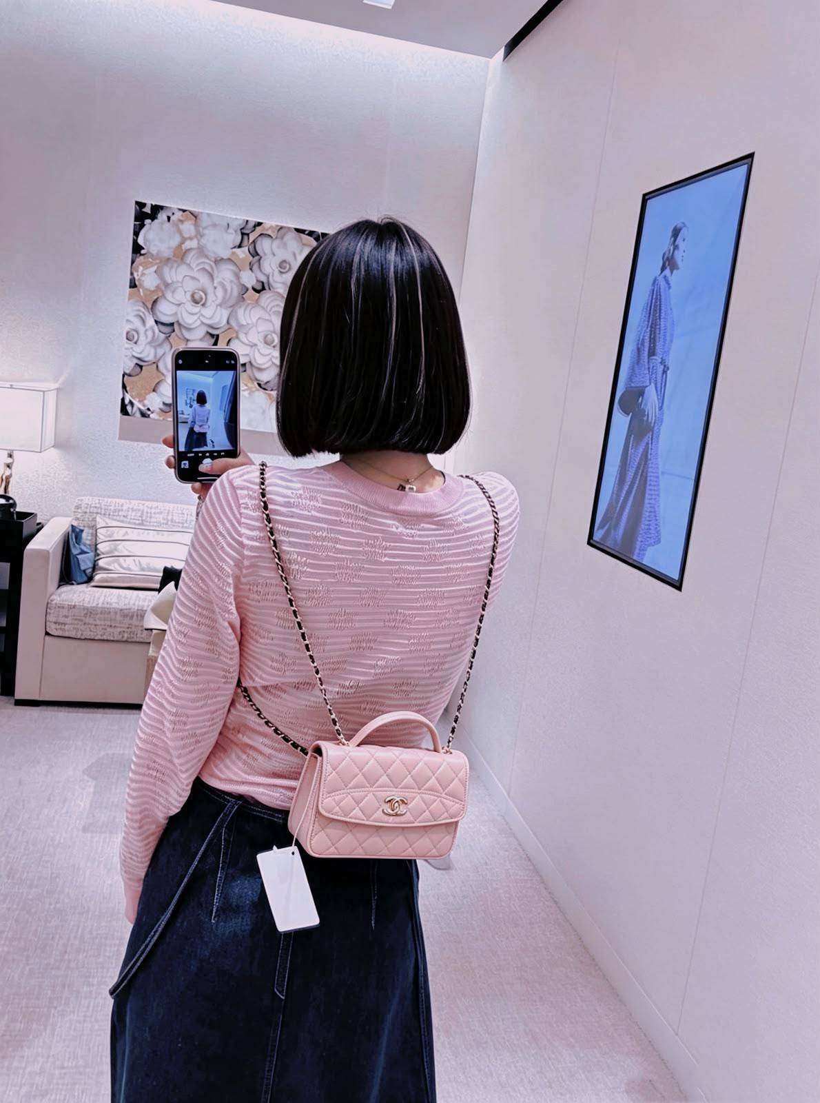 CHANEL 
COPY ONE 
 WITH BOX 
150 dhs🇦🇪🇦🇪

Zain295
♥️♥️♥️