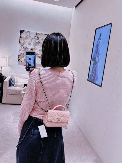 CHANEL 
COPY ONE 
 WITH BOX 
150 dhs🇦🇪🇦🇪

Zain295
♥️♥️♥️