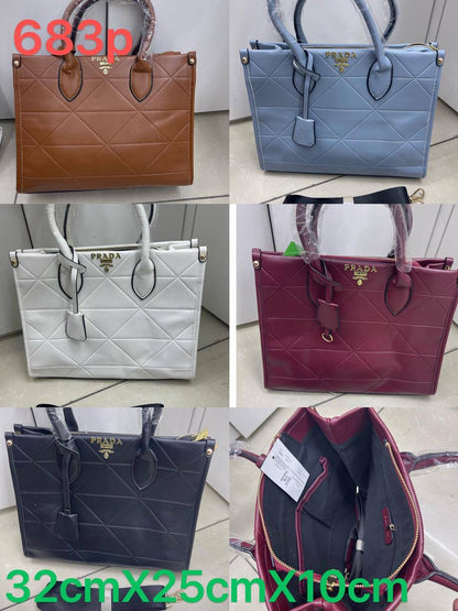 Prada
75 dhs❣️

Zain50
♥️♥️♥️