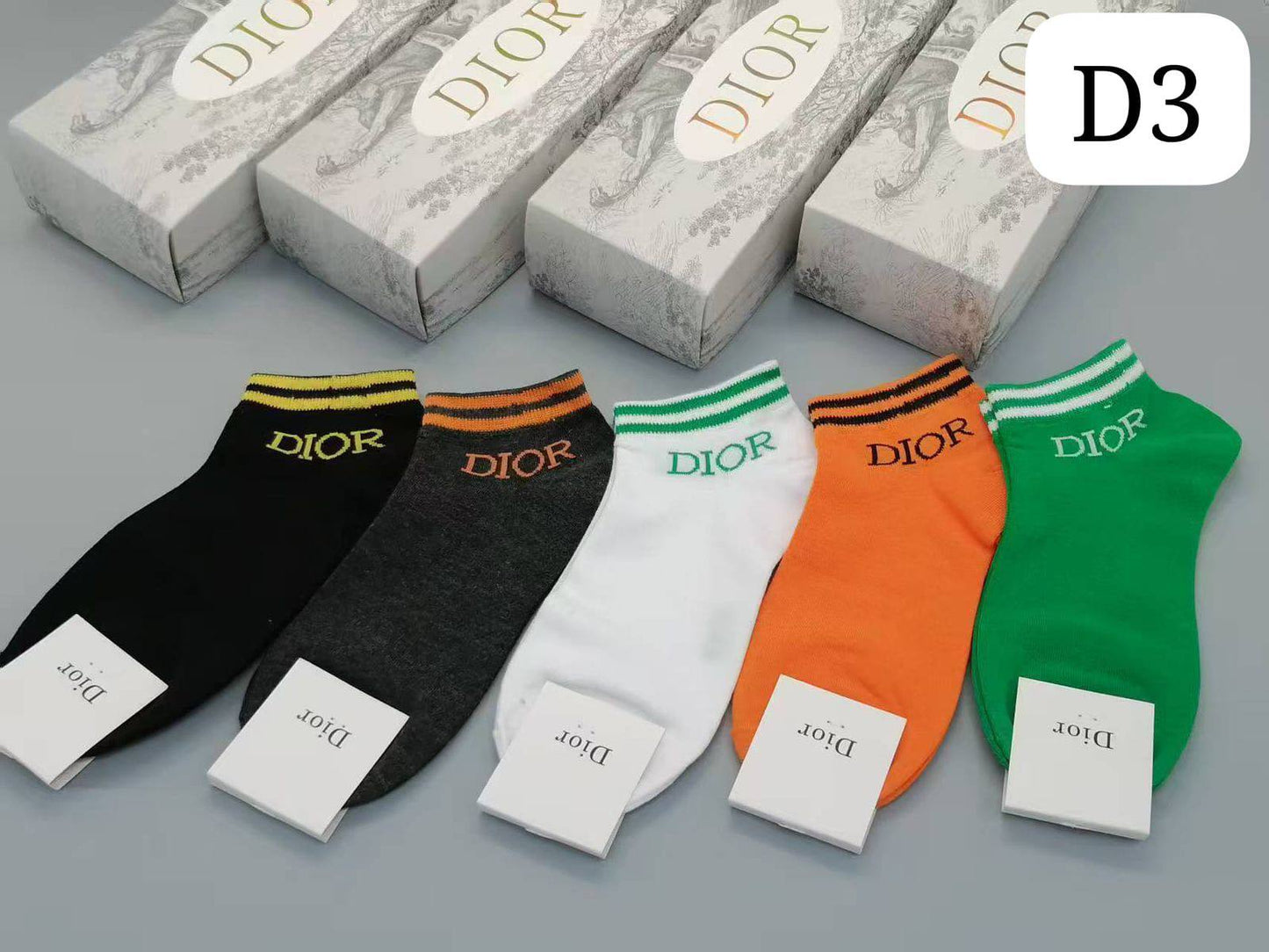 Socks
one box 5 pairs
45 dhs🌺

Zain231
♥️♥️♥️