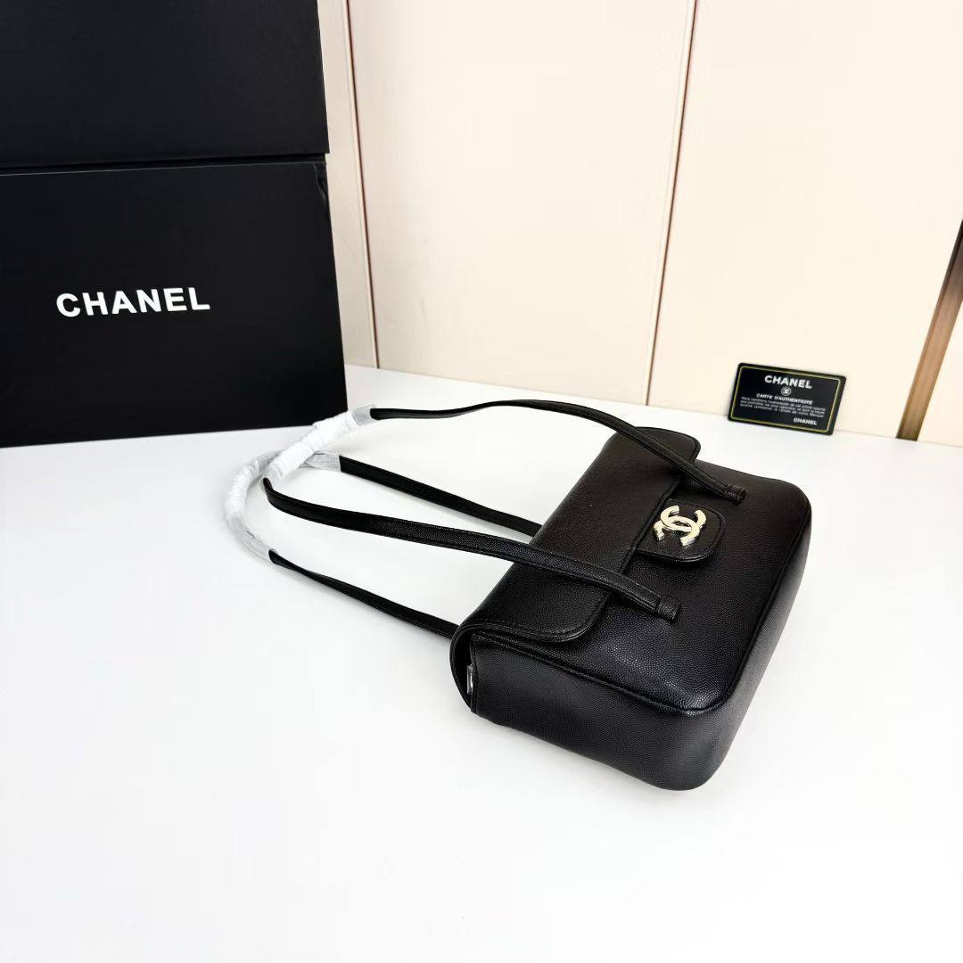 Chanel
Master ❣️
250 dhs✅

Zain153
♥️♥️♥️