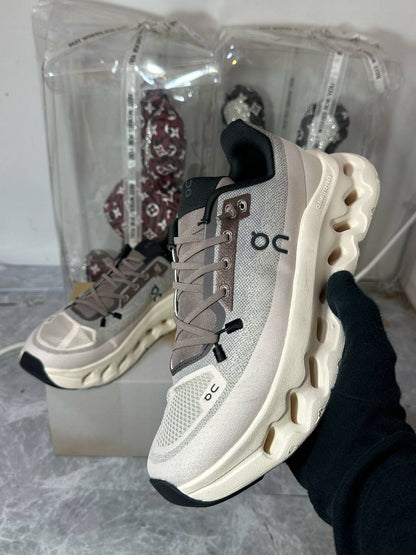Cloudtilt ‘Clove | Sand’
36-45 AVAILABLE 🤩
240 dhs🇦🇪🇦🇪

Zain242
♥️♥️🇦🇪