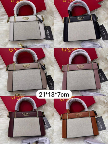 ❤️ Guess Hanbag
1⃣️ First quality +🎁
size : 21 * 13 * 7 cm
110 dhs🇦🇪
with box 🎁

Zain115
♥️♥️♥️