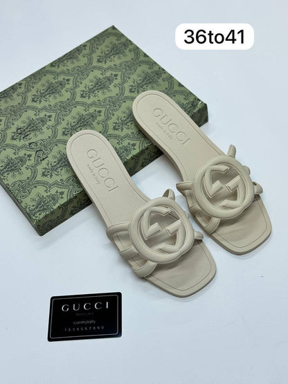 Gucci 
𝗥𝗨𝗕𝗕𝗘𝗥 𝗦𝗟𝗜𝗣𝗣𝗘𝗥𝗦
💯high quality
Size 36-37-38-39-40-41
80 dhs🇦🇪

Zain07
♥️♥️♥️