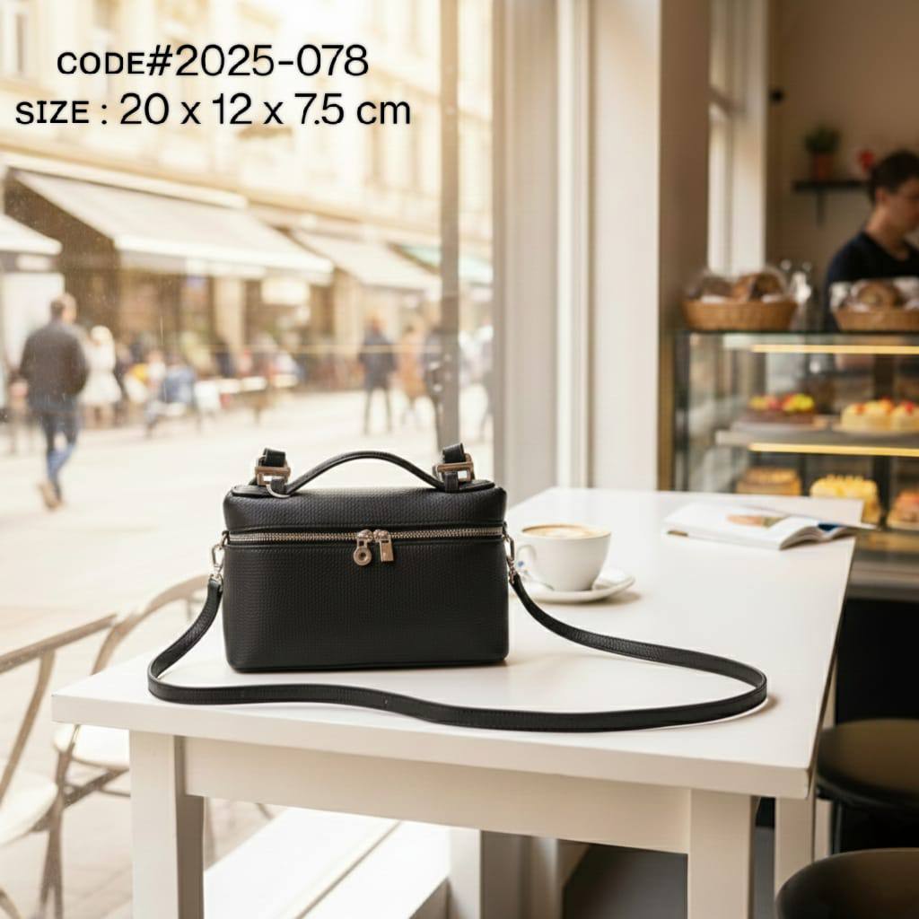 LORO PIANA 
ᴛᴏᴘ ʜᴀɴᴅ sʟɪɴɢ ʙᴀɢ
ᴍᴀᴛᴛᴇ ʟᴇᴀᴛʜᴇʀ ᴍᴀᴛᴇʀɪᴀʟ
sɪʟᴠᴇʀ ʜᴀʀᴅᴡᴀʀᴇ
sɪᴢᴇ : 20 cm
ᴡɪᴛʜ BOX
🎁🎁🎁

75 dhs🪙🌨️

Zain31
♥️♥️♥️