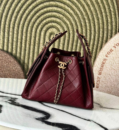 CHANEL 

NEW CAME 
GOOD QUALITY 
120 dhs🇦🇪🇦🇪

Zain39
Zain295
♥️♥️♥️