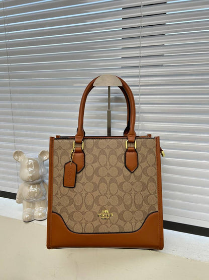 Coach
70 dhs🇦🇪

Zain22
♥️♥️♥️