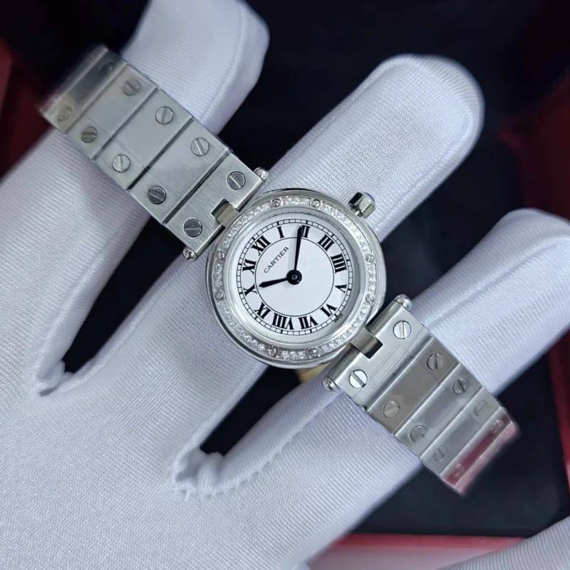 Cartier watch for ladies good quality 
310 dhs✅

Zain59
♥️♥️♥️