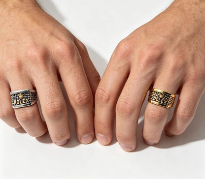 Ring
Men’s 💍 
35 dhs✅
With normal box 📦

Zain263
♥️♥️♥️