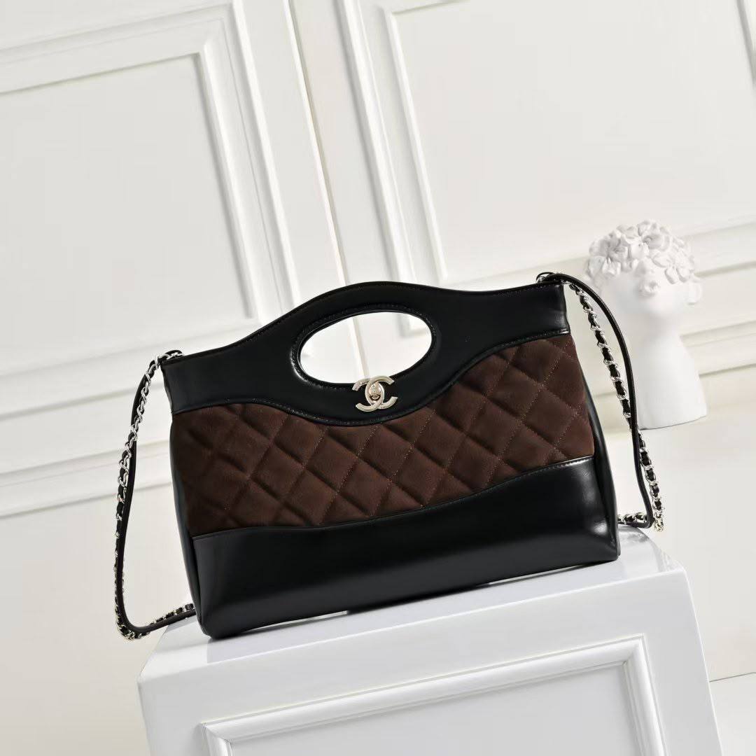 Chanel 

new arrival 

260 dhs🇦🇪🇦🇪

32c m❤️❤️🙋‍♂️
Zain228
♥️♥️♥️