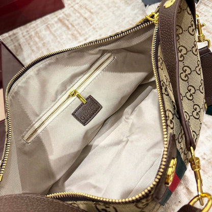 GUCCI 

NEW CAME 
GOOD QUALITY 

95 dhs❣️

Zain39
♥️♥️♥️