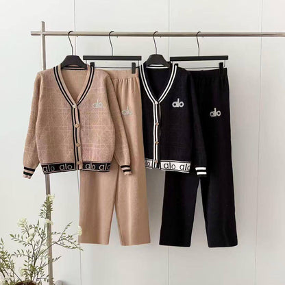 Free size 
One set
Good quality 
140 dhs✅

Zain17
🌸🌸🌸