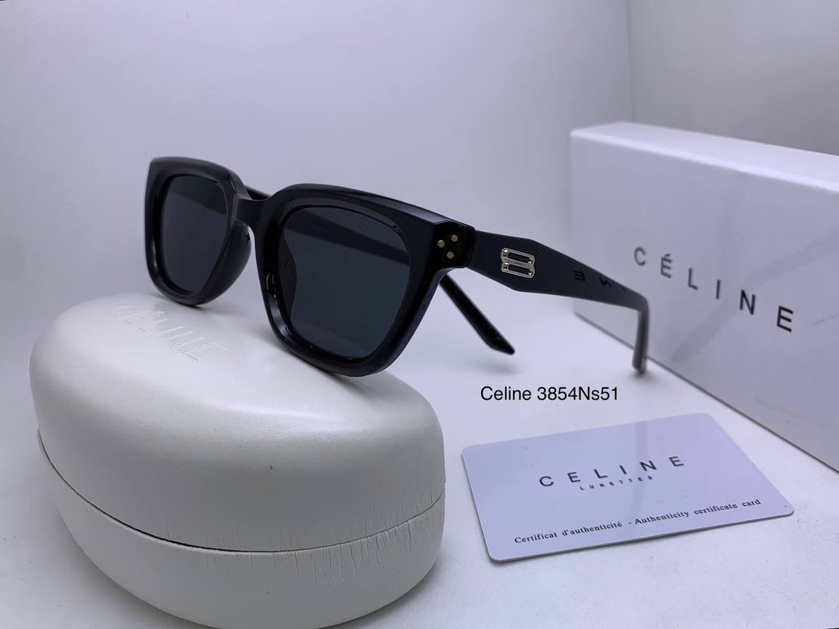 Ladies sunglasses 
Celine

70 dhs🇦🇪🇦🇪

Zain126
♥️♥️♥️