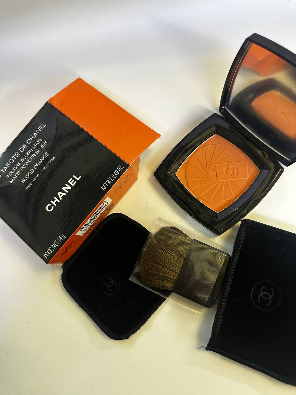 CHANEL BLUSH
45 dhs✅

Zain01
♥️♥️♥️
